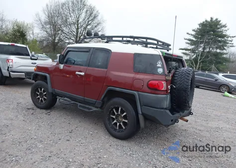 2008 Toyota Fj Cruiser z USA, uszkodzony, nr VIN JTEBU11FX8K019138